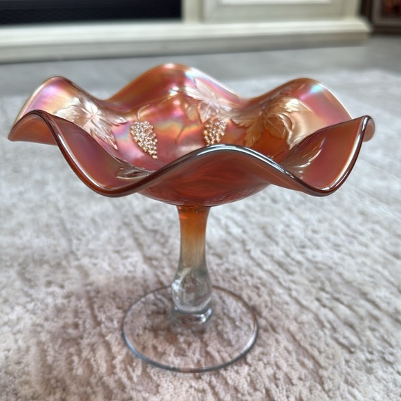 Vintage Fenton Glass Grape Cable Marigold Carnival Glass Compote Ruffled Bowl - Picture 3 of 8